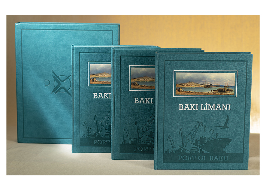 В соавторстве с сотрудником музея издана книга по истории Бакинского порта