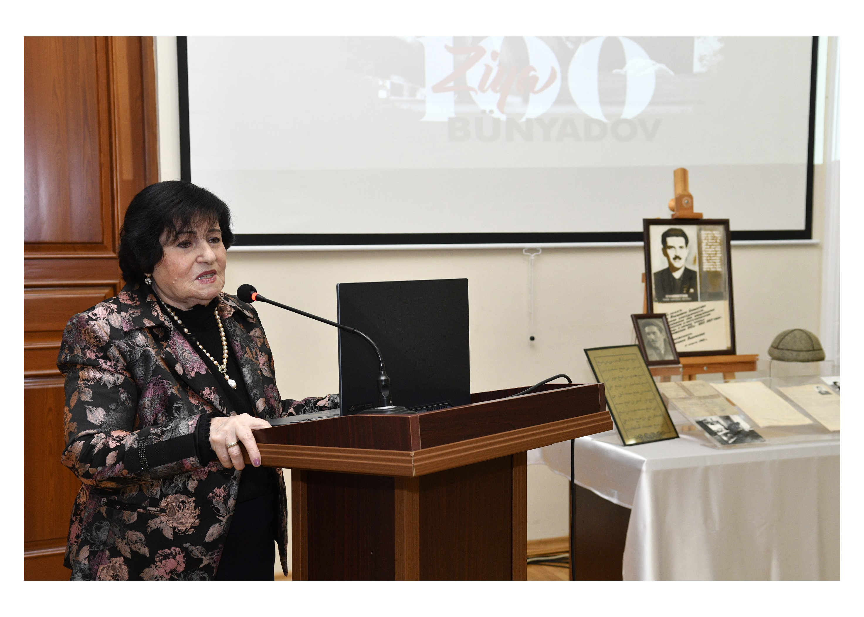 В музее состоялась презентация каталога «Академик Зия Буниятов-100»