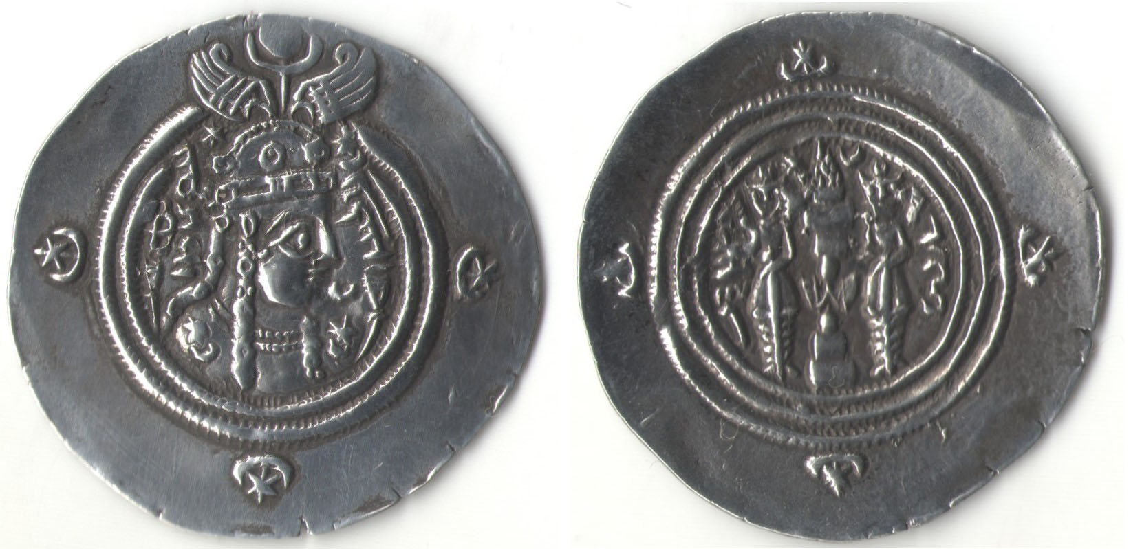Представляем первые серебряные монеты, отчеканенные в Нахчыване